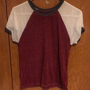 AMERICAN EAGLE t-shirt